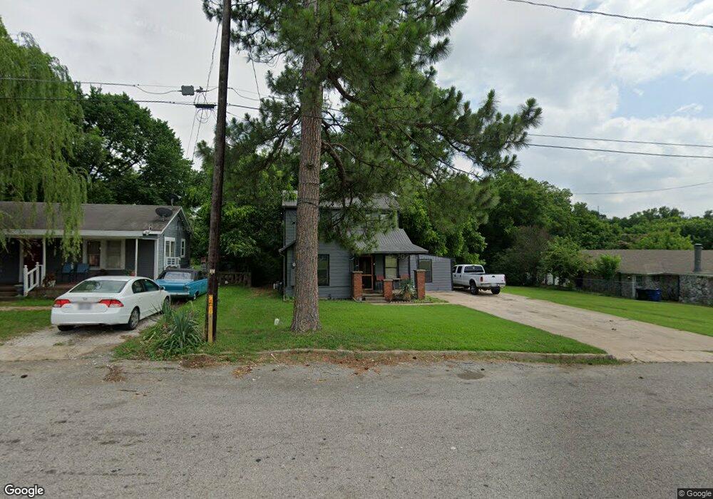 318 W Heron St, Denison, TX 75020 - photo 1