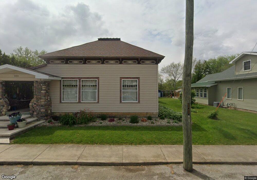 103 N Maple St, Converse, IN 46919 - photo 1