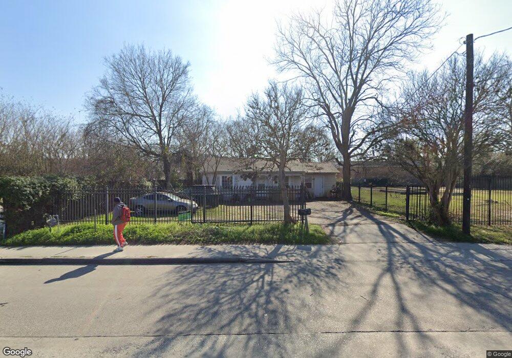 92 Lyerly St, Houston, TX 77022 - photo 1