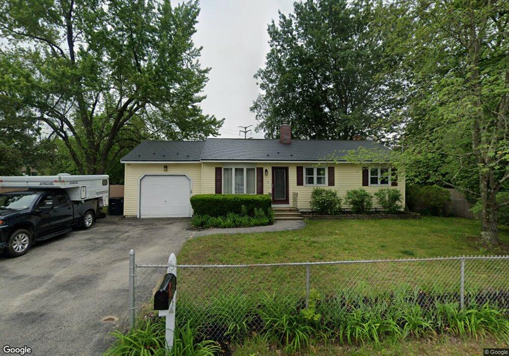 5 Linjay Cir, Nashua, NH 03062 - photo 1