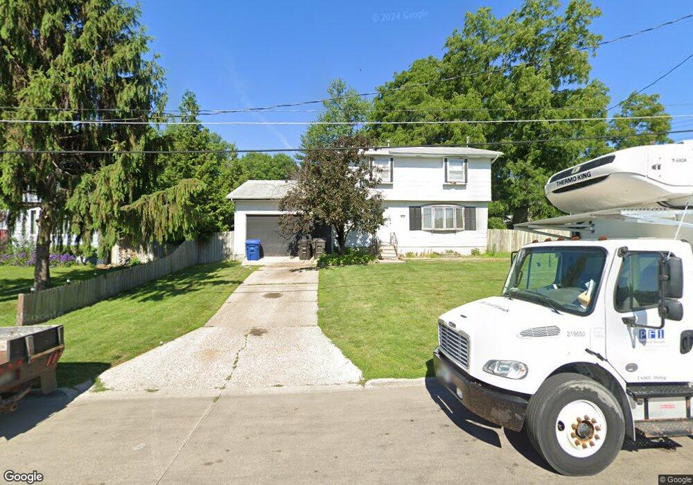 4012 SE 13th St, Des Moines, IA 50315 - photo 1