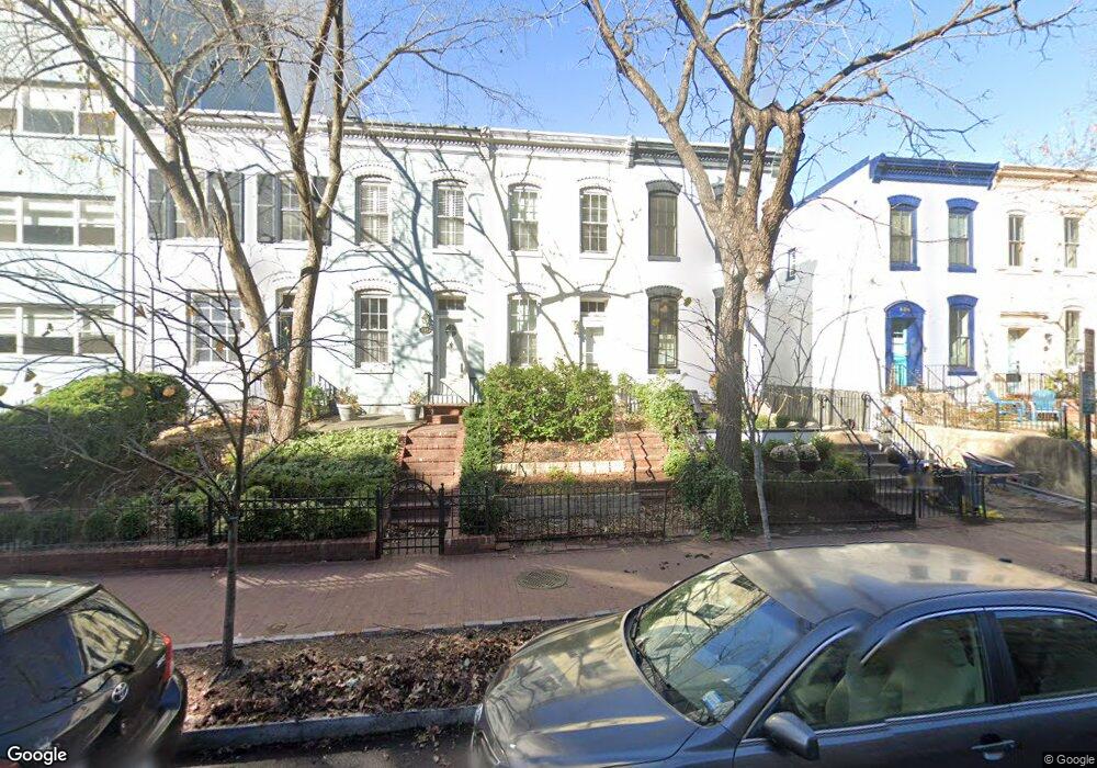 832 New Hampshire Ave NW, Washington, DC 20037 - photo 1