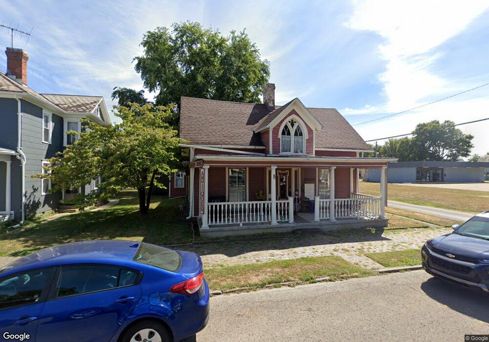 720 N Columbus St, Lancaster, OH 43130 - photo 1