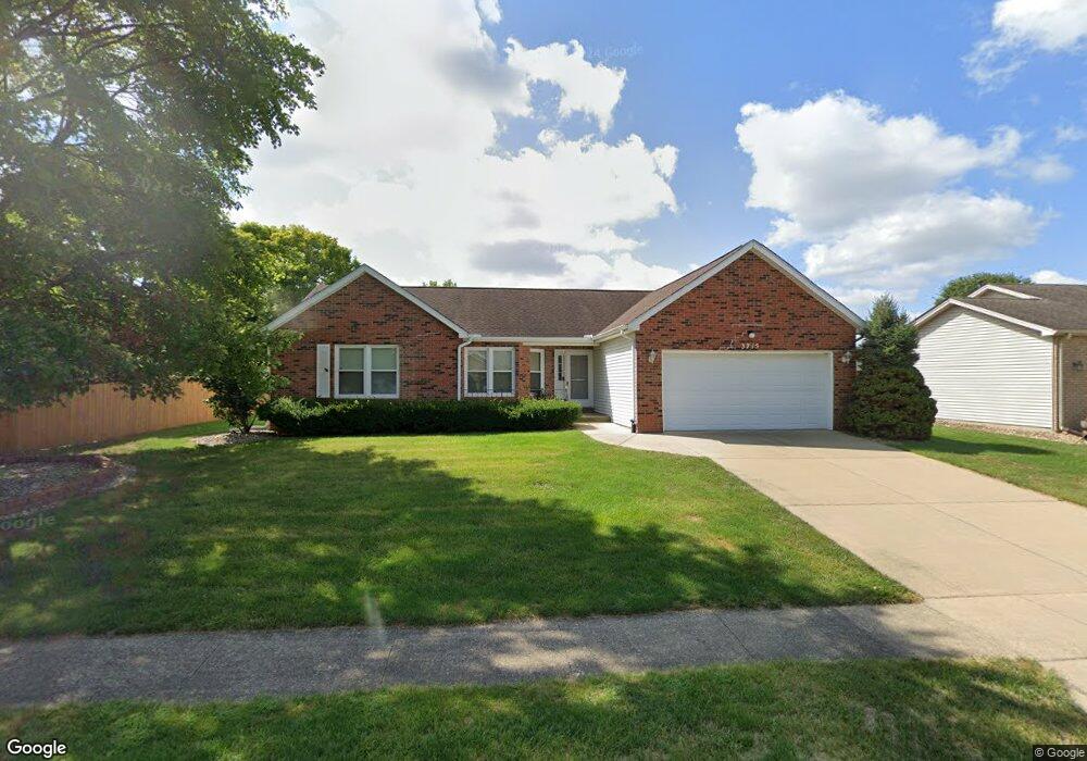 3715 Richland Dr, Columbus, IN 47203 - photo 1