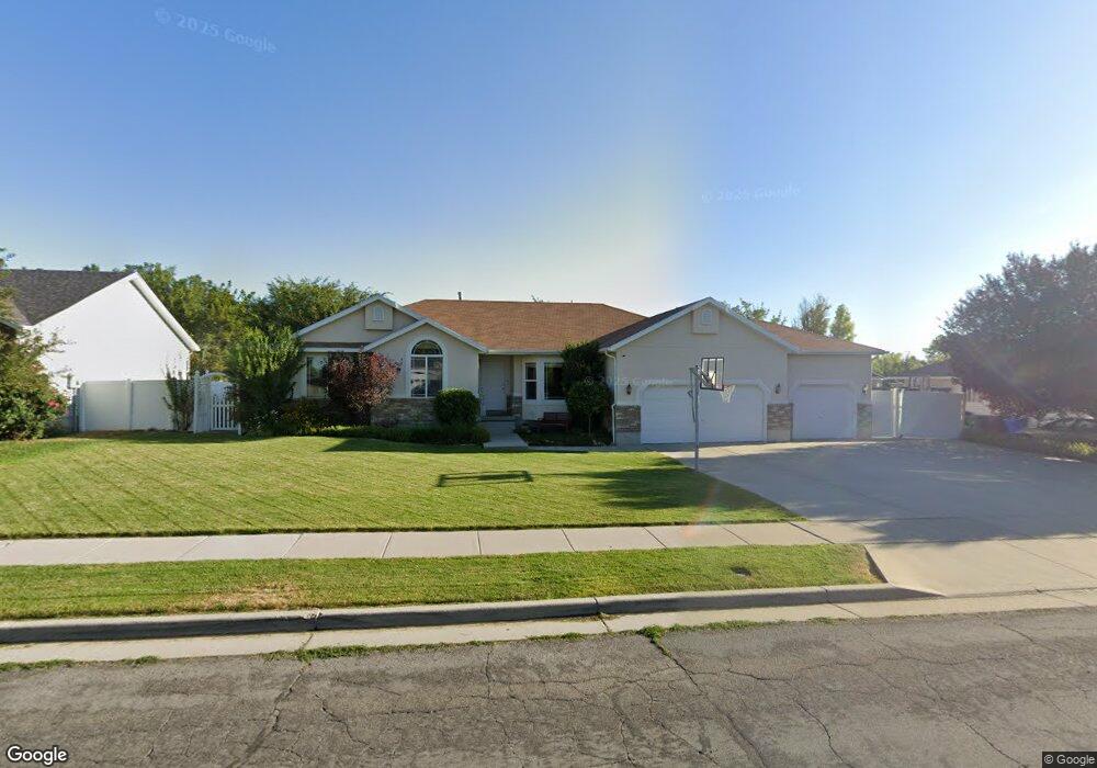 4992 W Wood Spring Dr, West Jordan, UT 84081 - photo 1