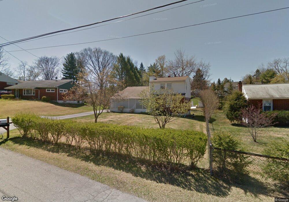 5 Beekman Ln, Poughkeepsie, NY 12603 - photo 1