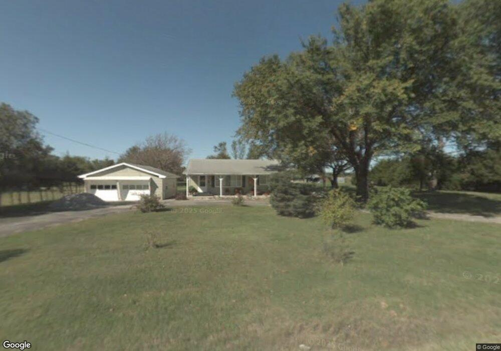 21062 Ness Rd, Parsons, KS 67357 - photo 1