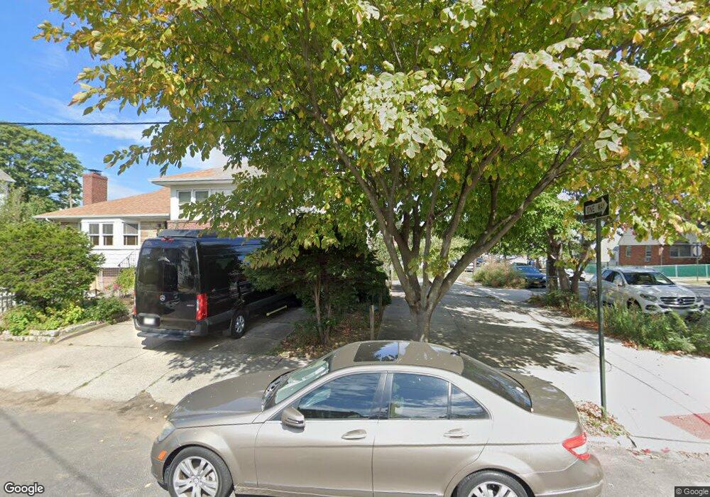 16459 77th Rd, Flushing, NY 11366 - photo 1