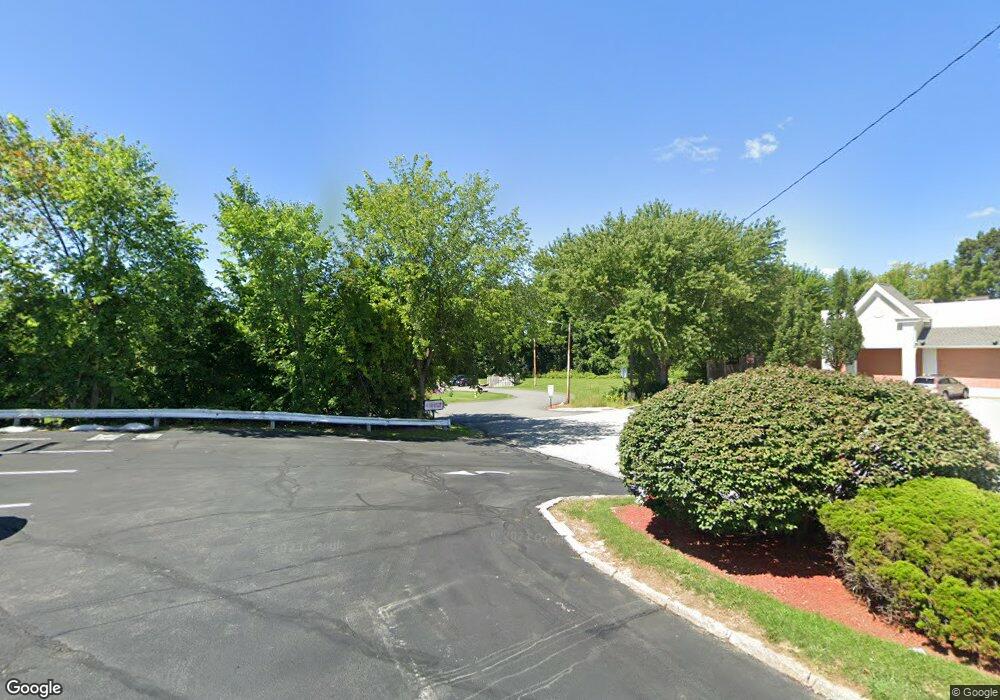 521 Abbott Farm Ln, Hudson, NH 03051 - photo 1