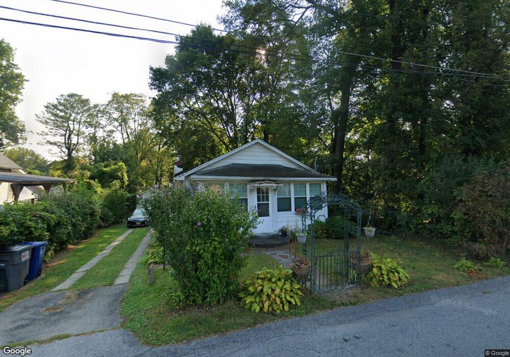 38 Lakeview Ave, Poughkeepsie, NY 12601 - photo 1