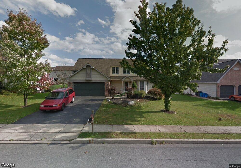 1160 Ashbourne Dr, Reading, PA 19605 - photo 1