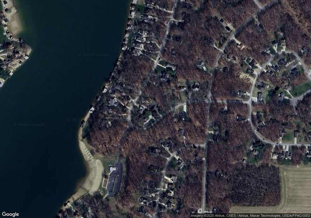 818 Kingsway Cir, Howard, OH 43028 - photo 1