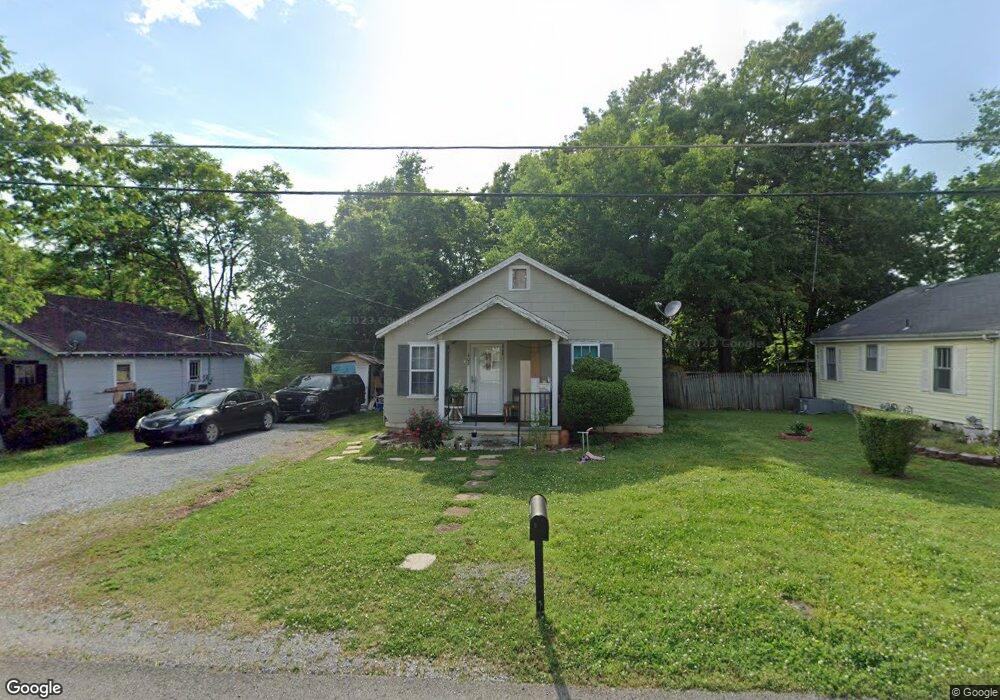 402 Ray St, Shelbyville, TN 37160 - photo 1