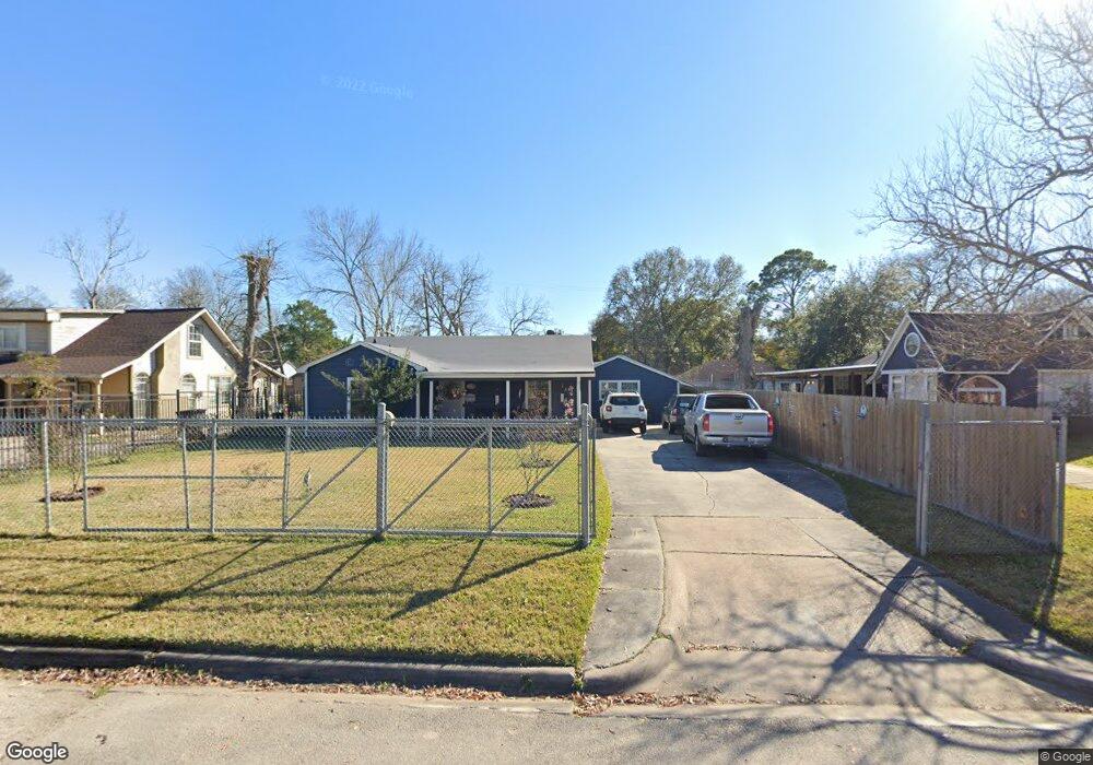 7010 Eppes St, Houston, TX 77087 - photo 1