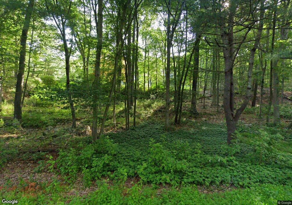 22 Hunters Creek Ln, New Canaan, CT 06840 - photo 1