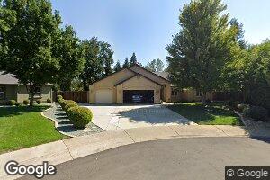 5977 Fairmont Dr, Redding, CA 96003