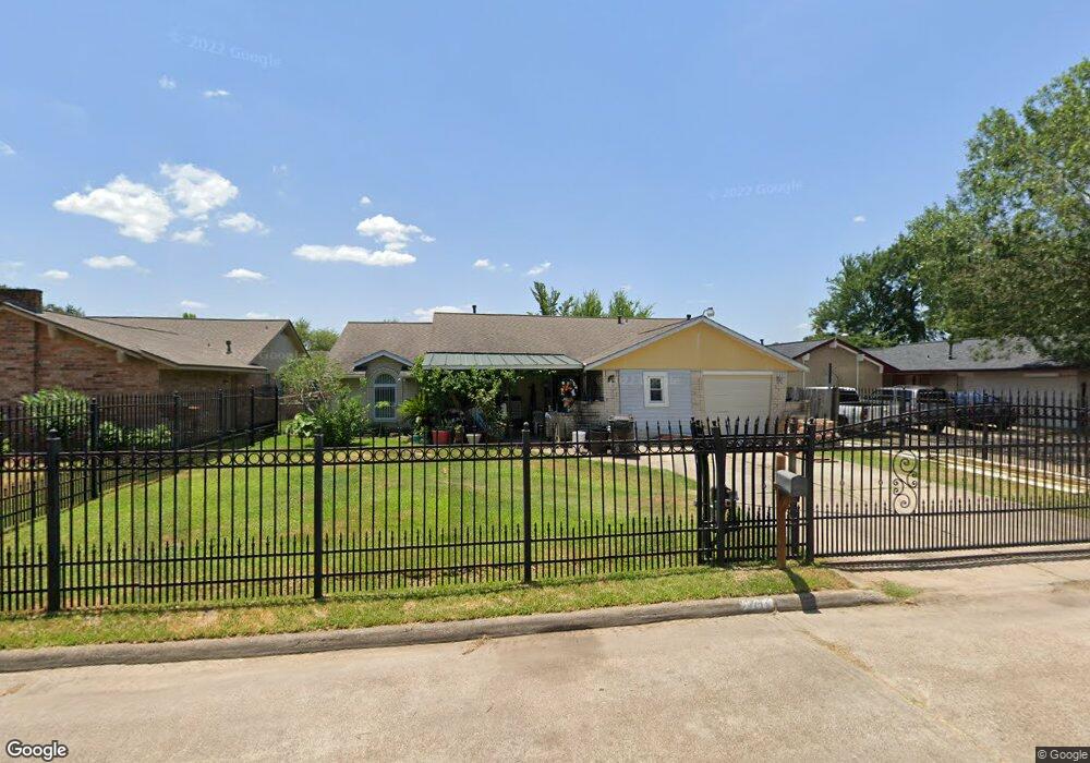 2211 Bunzel St, Houston, TX 77088 - photo 1