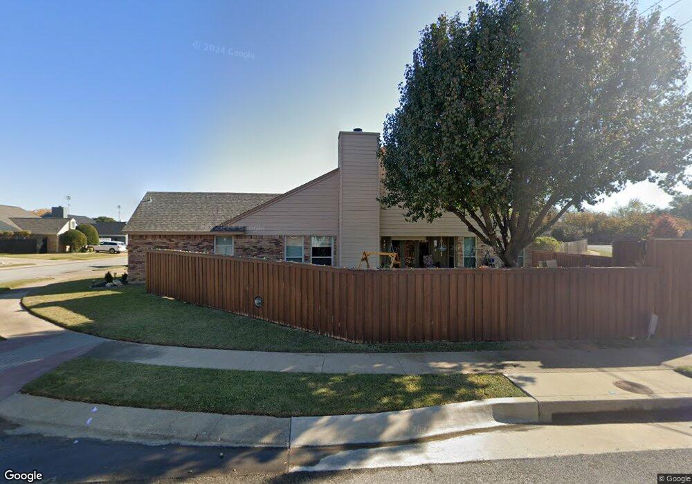 1625 Autumn Chase Square, Bedford, TX 76022 - photo 1