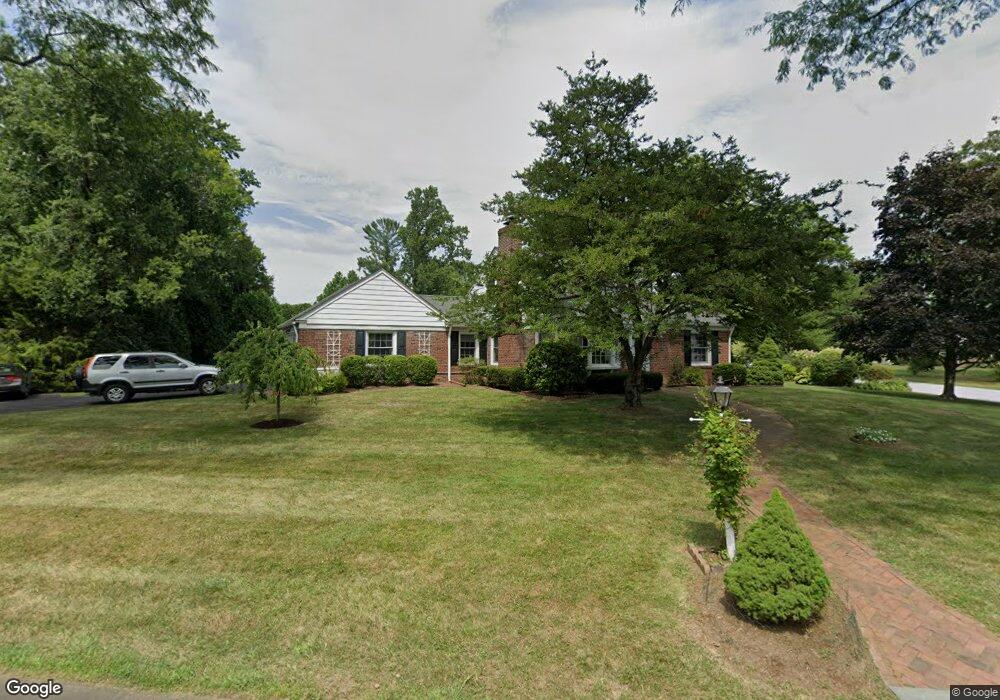 406 Osborne Ln, Wallingford, PA 19086 - photo 1