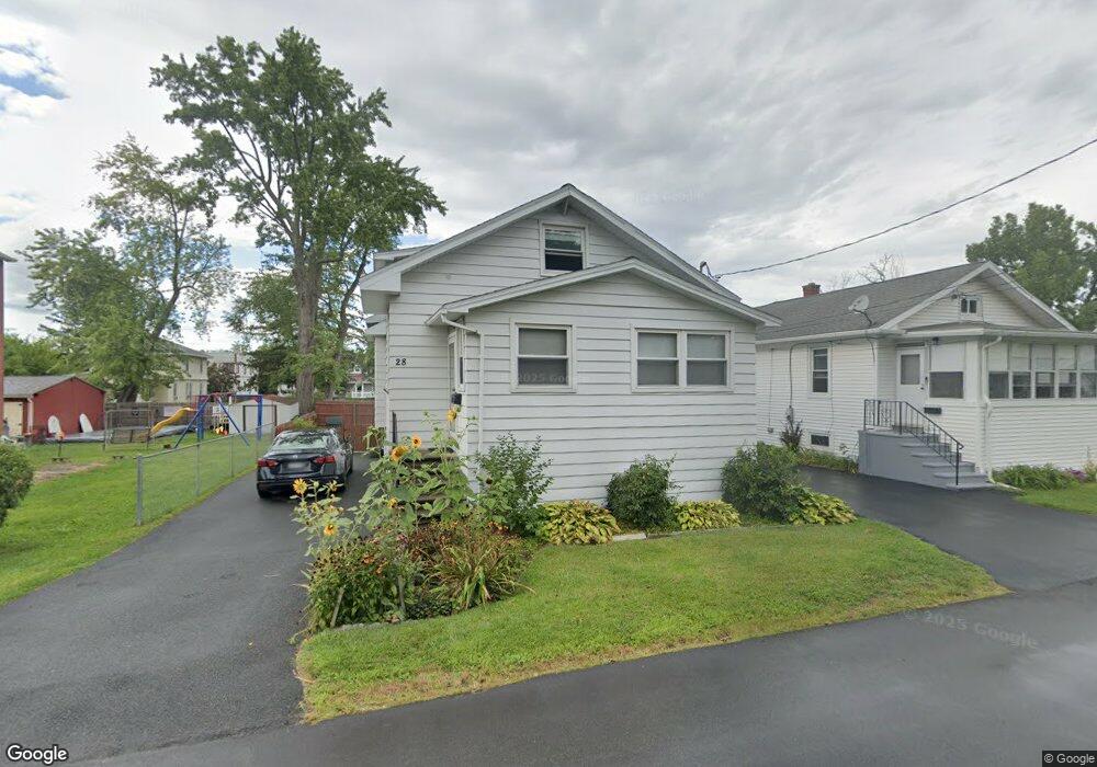 28 Clinton St, Rensselaer, NY 12144 - photo 1