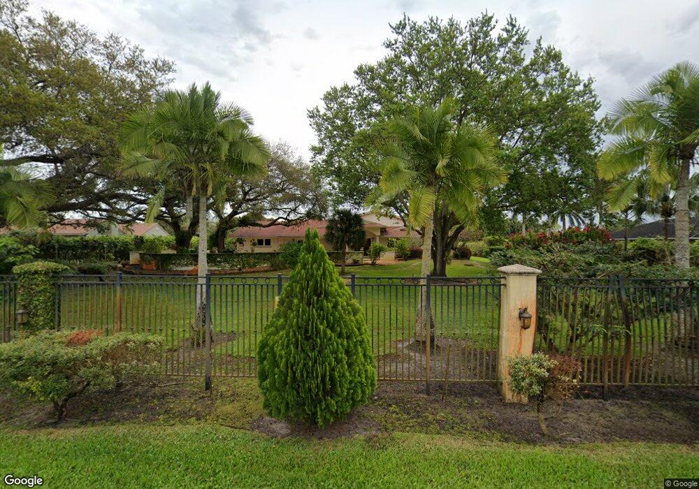 2820 SW 117th Ave, Davie, FL 33330 - photo 1