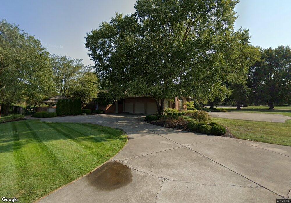 8424 W Mulligan Ln, Columbus, IN 47201 - photo 1