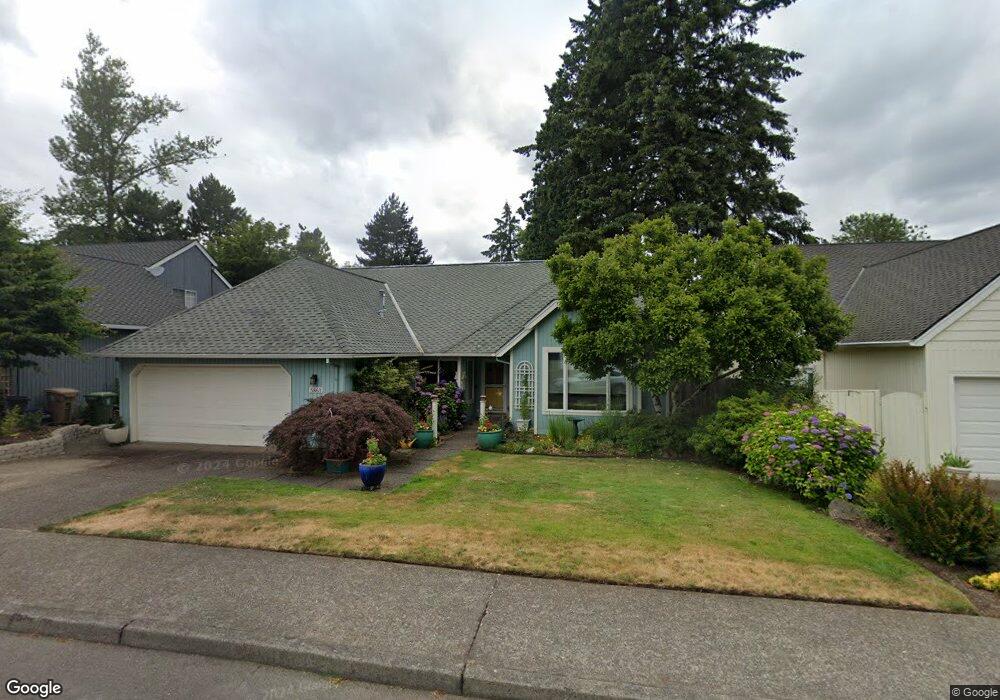 5863 Langford Ln, Lake Oswego, OR 97035 - photo 1