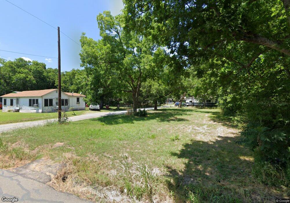 601 E 7th St, Bonham, TX 75418 - photo 1