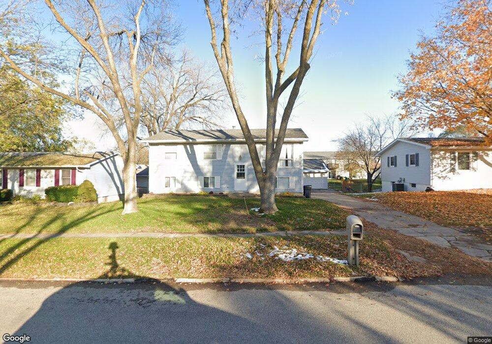 1035 Valley Park St, Marion, IA 52302 - photo 1