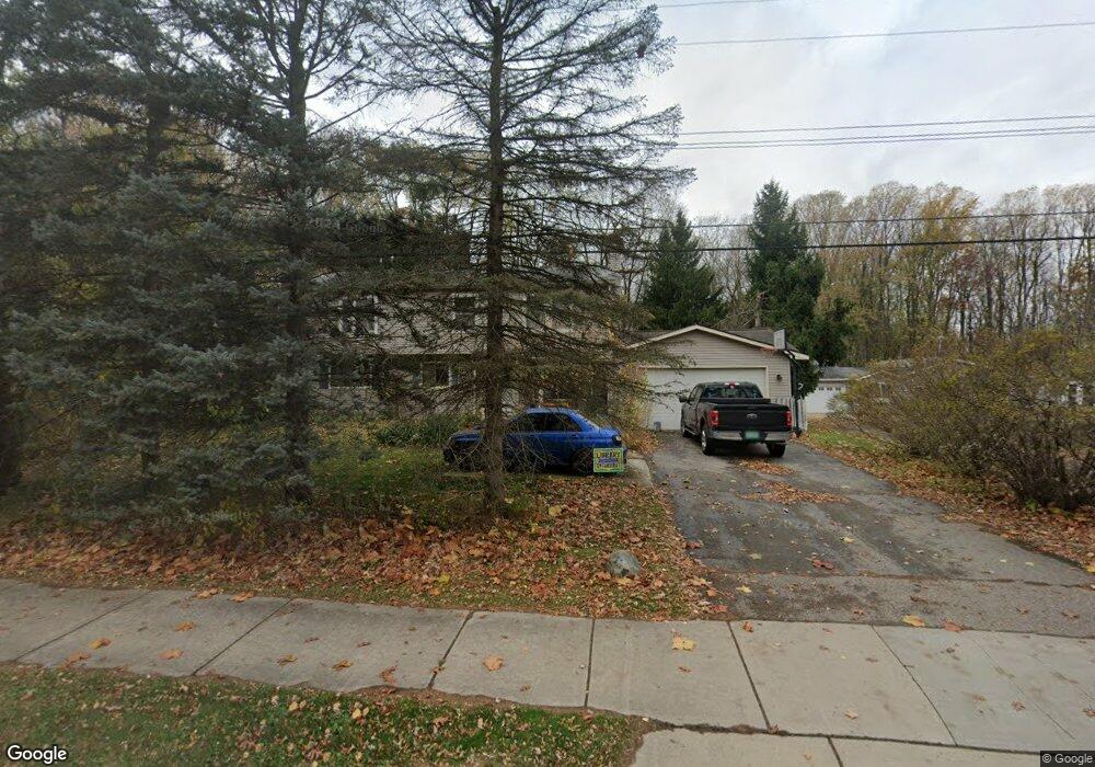 1566 Lochaven Rd, West Bloomfield, MI 48324 - photo 1