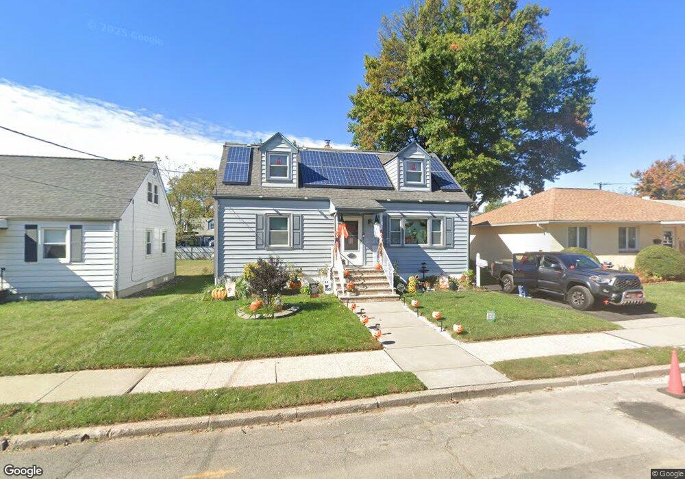 755 Lee St, Perth Amboy, NJ 08861 - photo 1