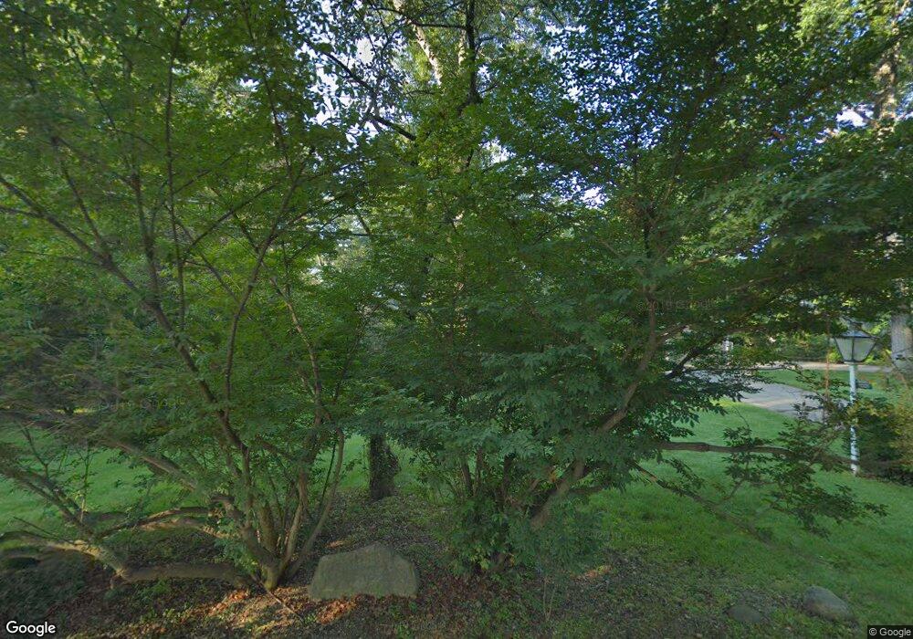 1001 Timberlake Dr, Bloomfield Hills, MI 48302 - photo 1