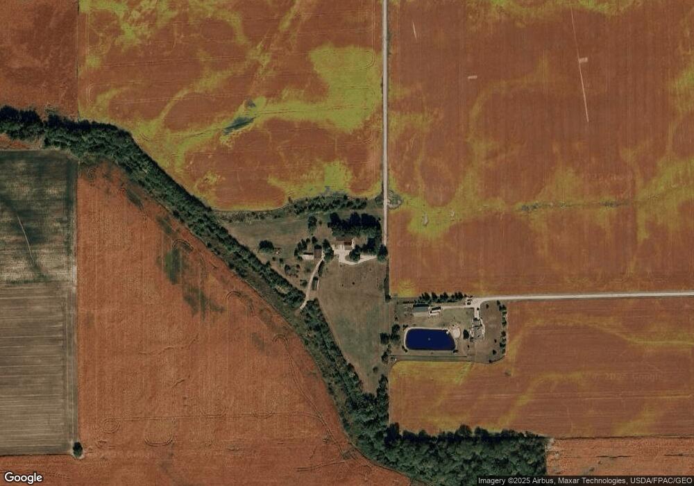 18728 Fairmount Rd, Wapakoneta, OH 45895 - photo 1