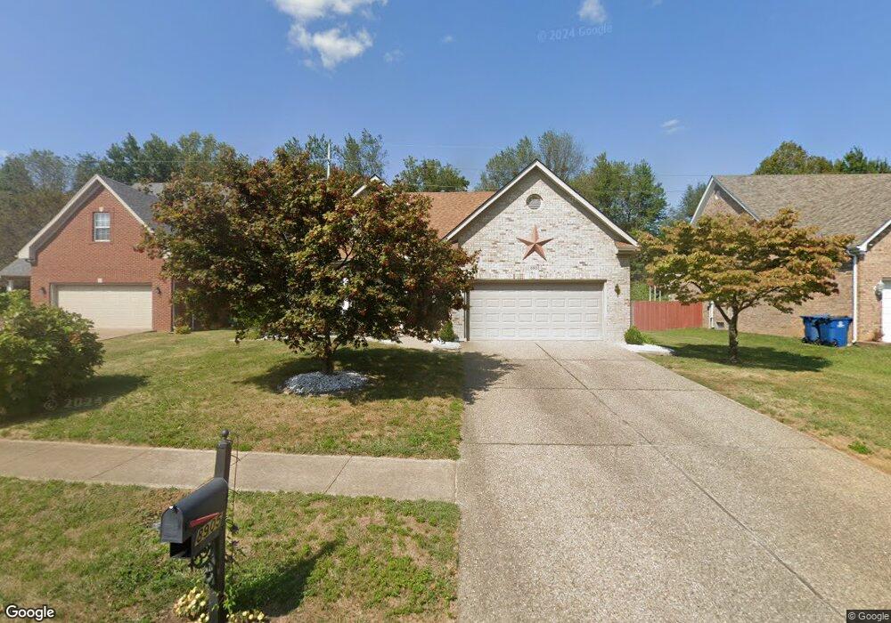 8905 Adams Run Ct, Louisville, KY 40228 - photo 1