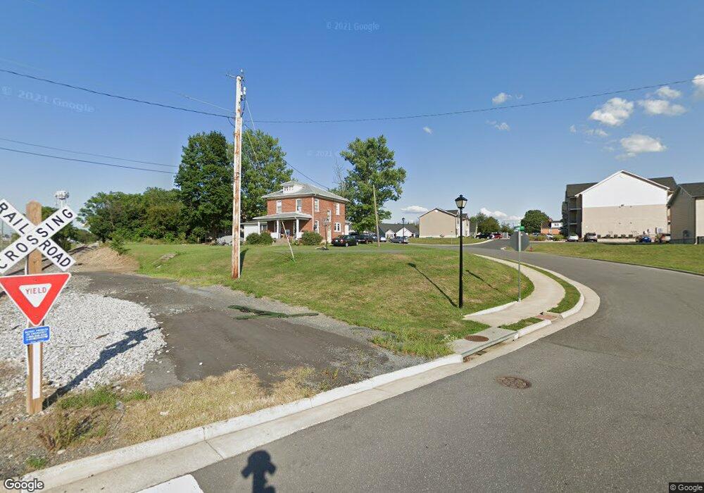 1739 Pear St, Harrisonburg, VA 22801 - photo 1