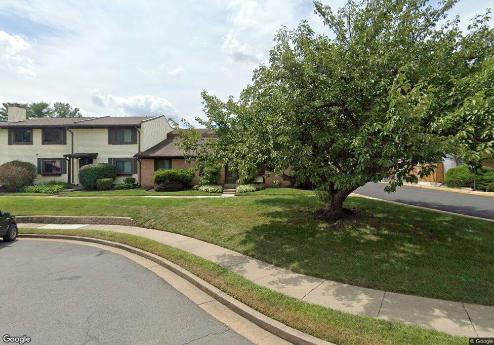 2552 Fox Ridge Ct unit 33, Woodbridge, VA 22192 - photo 1