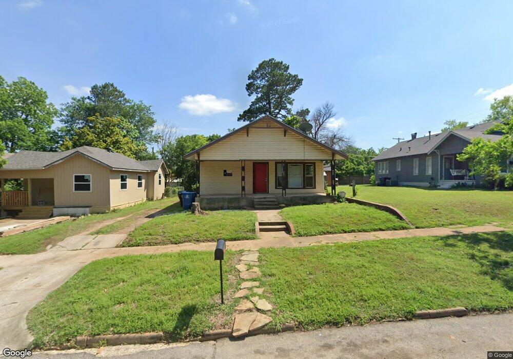 1226 W Main St, Denison, TX 75020 - photo 1