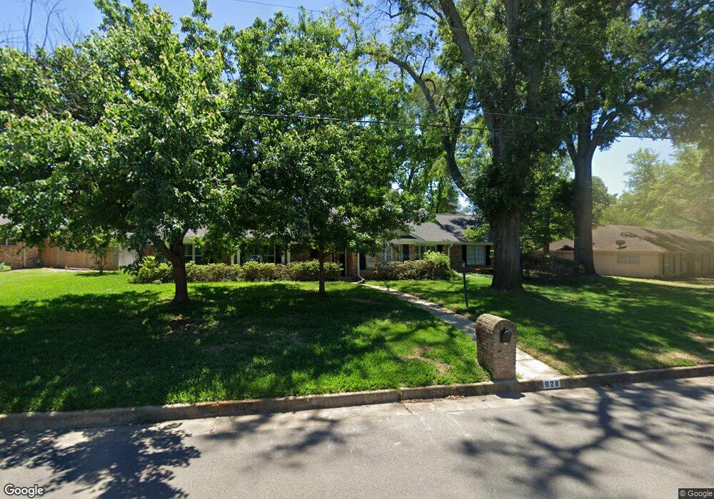 828 828 Trenton, Tyler, TX 75703 - photo 1