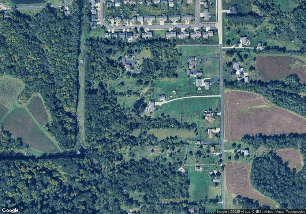 726 S Cummings Ln, Washington, IL 61571 - photo 1