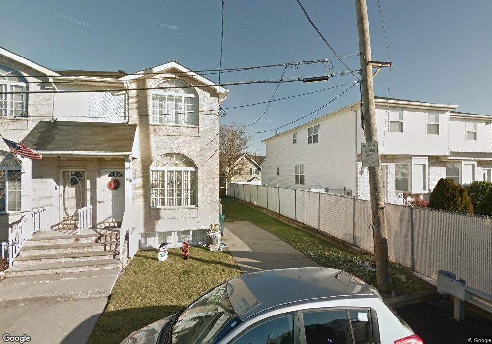 663 Correll Ave unit 212, Staten Island, NY 10309 - photo 1