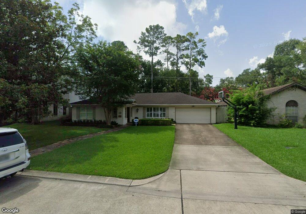 8525 Merlin Dr, Houston, TX 77055 - photo 1