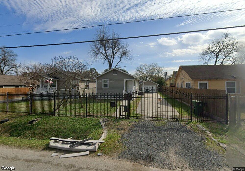 410A Melbourne St, Houston, TX 77022 - photo 1