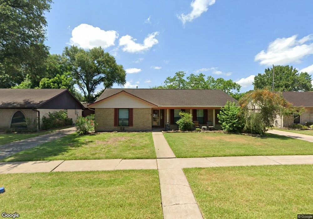9950 Kirkdale Dr, Houston, TX 77089 - photo 1