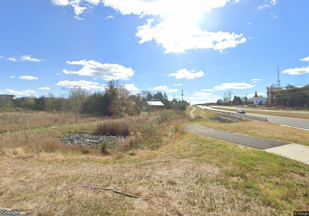 22027 Auction Barn Dr, Ashburn, VA 20148 - photo 1