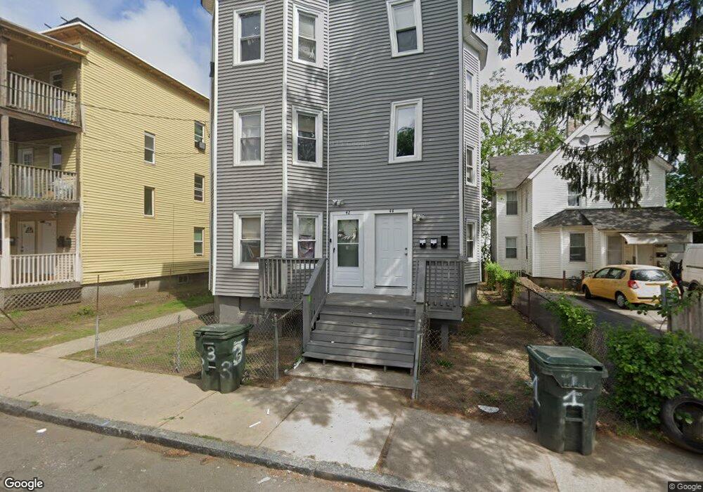 42 Chapel St unit 44, Springfield, MA 01109 - photo 1