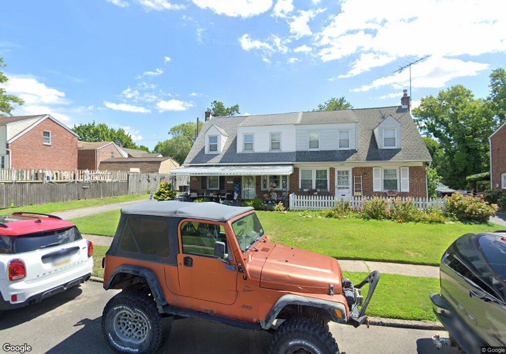 741 Braxton Rd, Ridley Park, PA 19078 - photo 1