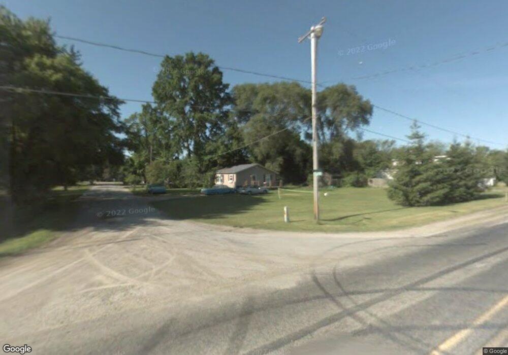 8746 Washington St, Birch Run, MI 48415 - photo 1