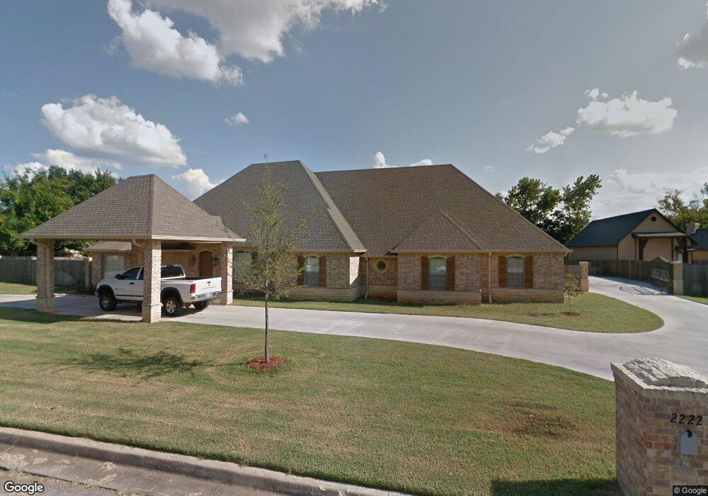 2222 Ridgeway St, Ardmore, OK 73401 - photo 1