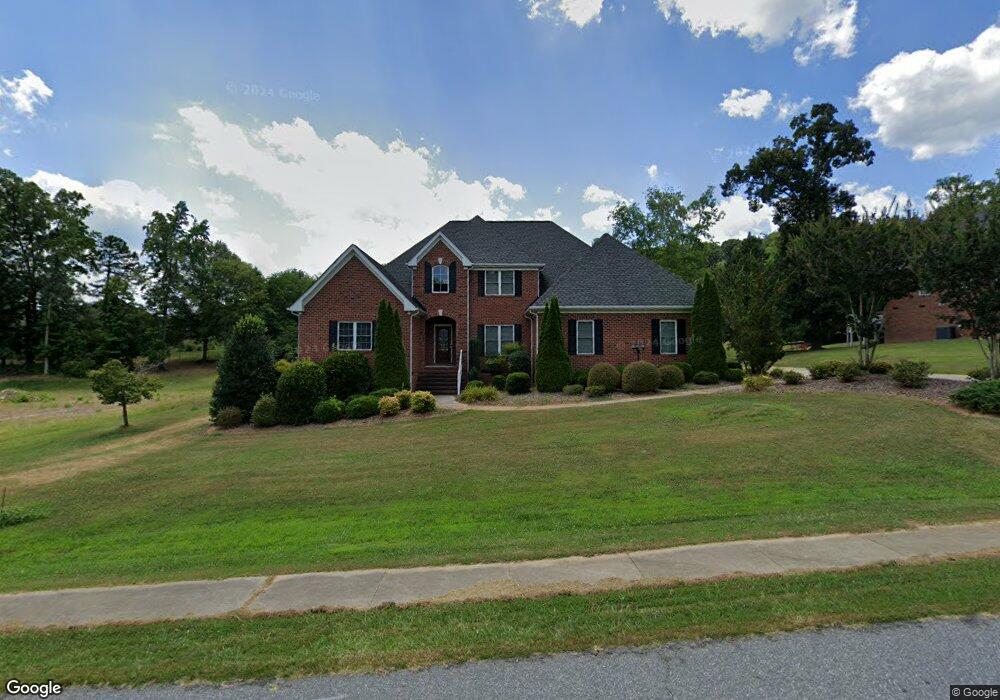 1914 Horse Carriage Ln, Asheboro, NC 27205 - photo 1