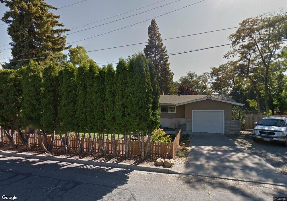 1842 Lakeview Ave, Klamath Falls, OR 97601 - photo 1